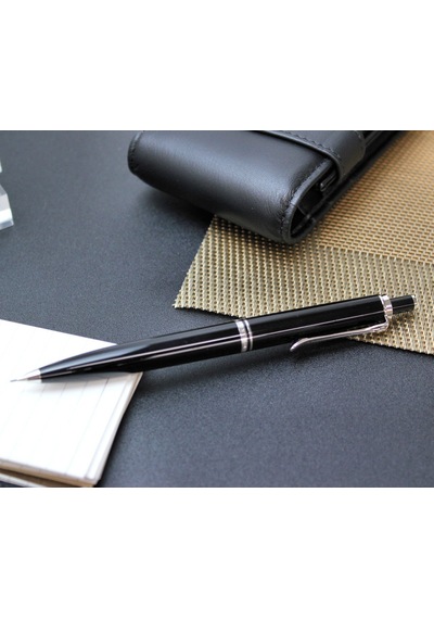 Pelikan Souveran Serisi D405 Siyah Versatil Kalem .