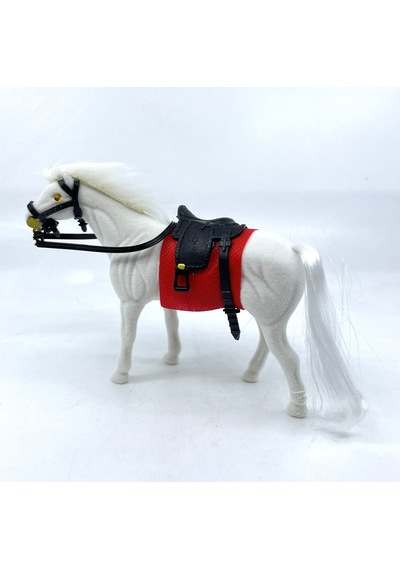 Livery Stable - Süvari Eyerli Beyaz Oyuncak At