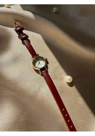Retro Minimal Deri Kordon Vintage Kadın Kol Saati Altın