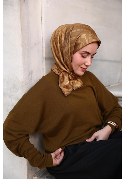 Silk Home Twill İpek Eşarp Asit Yağ Yeşili Haki Desenli Tok Duruşlu 90x90 Çok Renkli