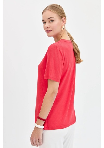 Desen Triko Kadın Sıfır Yaka Flamlı Kumaş Penye T-shirt Kmy24084 Mercan