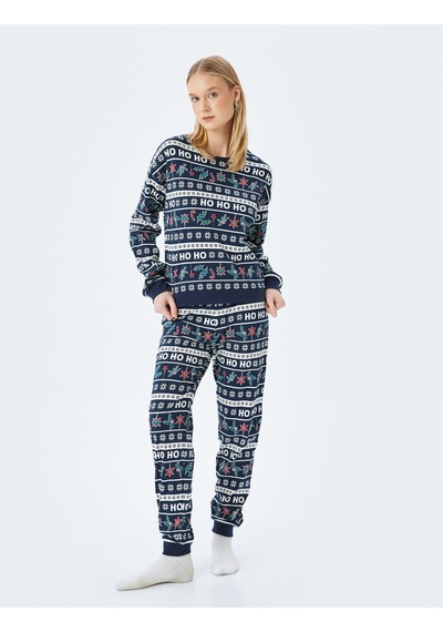 Koton Yılbaşı Temalı Baskılı Pijama Takımı Lacivert Desenli 5wlk40295mk Lacivert Desenli Lacivert