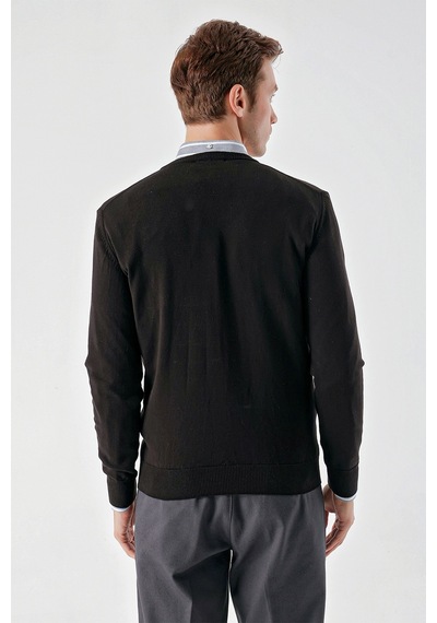 Morven Erkek Siyah Basic V Yaka Dynamic Fit Rahat Kesim Triko Siyah