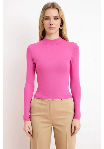 Benerly Kadın Bluz Dik Yaka Uzun Kol Fitted Kalıp Esnek Örme Kumaş Kalın Fuşya Benerly Kadın Bluz Dik Yaka Uzun Kol Fitted Kalıp Esnek Örme Kumaş Kalın Fuşya