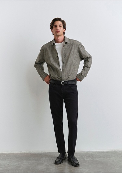 Mavi Milan Classic Denim Yıkamalı Siyah Jean Pantolon 0081090642 Washed Black Classic Comfort Mavi Milan Classic Denim Yıkamalı Siyah Jean Pantolon 0081090642 Washed Black Classic Comfort