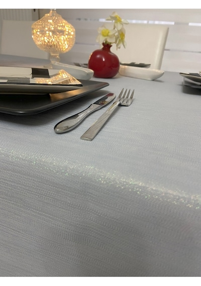 Dantel Detaylı Simli Dertsiz Masa Örtüsü Gri