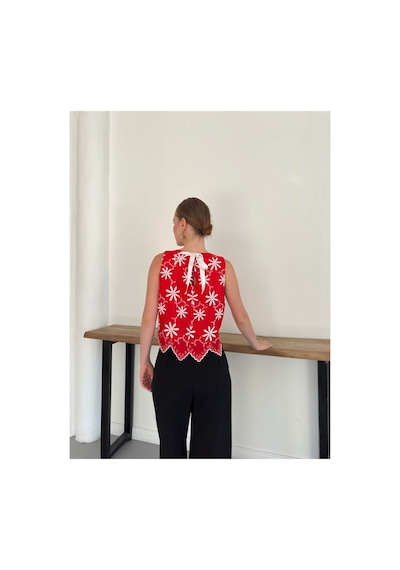 Verymoda Nakışlı Kolsuz Bluz D2872 Kırmızı