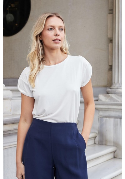 Jument Kadın Modal Penye Geniş Sıfır Yaka Düşük Omuzlu Apoletli Kısa Kol T-shirt Bluz-krem Krem Jument Kadın Modal Penye Geniş Sıfır Yaka Düşük Omuzlu Apoletli Kısa Kol T-shirt Bluz-krem Krem