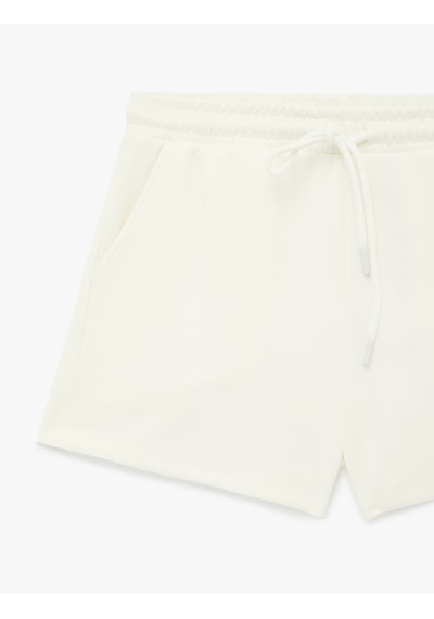 Koton Rahat Kalıp Viskon Karışımlı Beli Bağcıklı Mini Spor Şort Ekru 6sak40055nk Ekru Koton Rahat Kalıp Viskon Karışımlı Beli Bağcıklı Mini Spor Şort Ekru 6sak40055nk Ekru