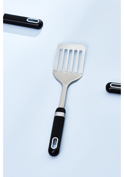 Karaca  Mastermaid Oluklu Spatula Siyah