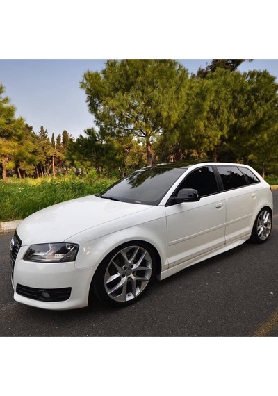 Audi A3 2006 - 2012 Yan Marşpiyel Takımı Boyasız Plastik