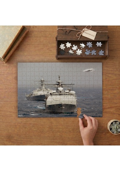 Denizde Uçak Gemisi Tasarımı 240 Parça Ahşap Puzzle Ahşap Kutuda Mpy20117