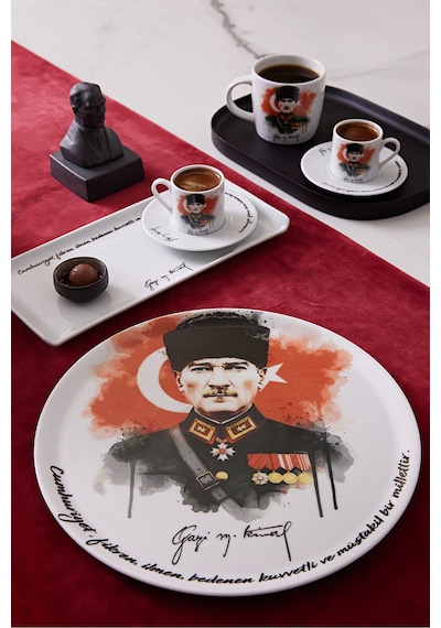 Kütahya Porselen Atatürk Duvar Tabağı Siyah