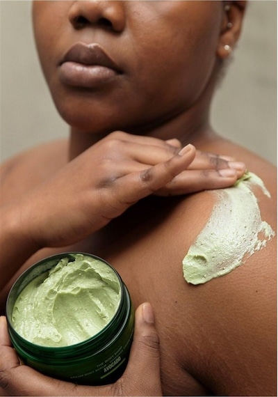 The Body Shop Avocado Vücut Peelingi 250 Ml