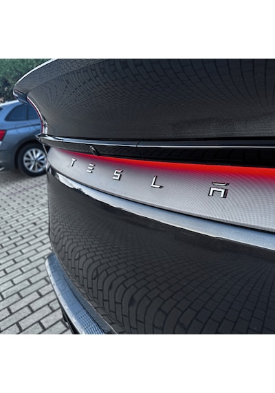 Tesla Model Y Uyumlu Arka Bagaj Logosu 3d Harf Seti - Kırmızı Silver Siyah Bagaj Etiketi