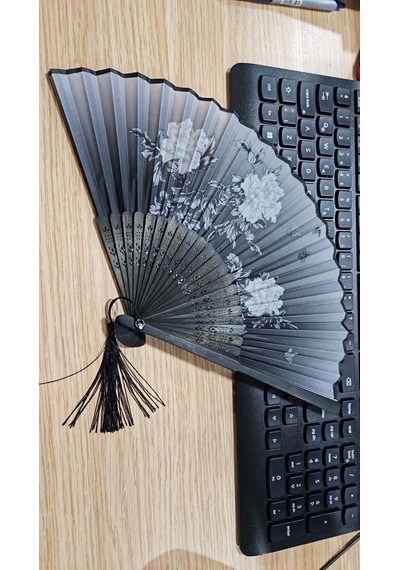 Beluga Yelpaze Bambu Serinletici Vintage Siyah Kelebekli Çiçekli Şık Püsküllü Japon Yelpaze 0334