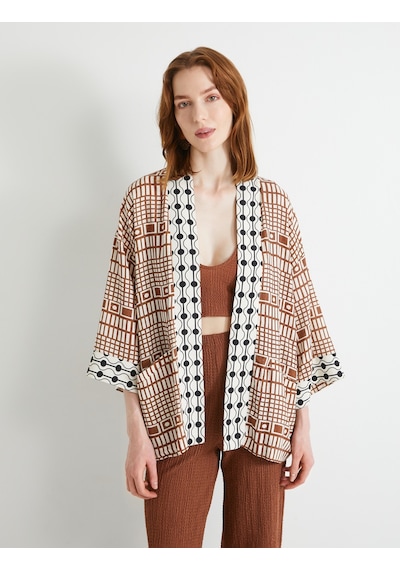 Koton Oversize Kimono Viskon Keten Karışımlı Yarım Kollu Cepli Kahverengi Desenli 4sak50025ew Kahverengi