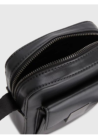 Calvin Klein CALVIN KLEIN ERKEK OMUZ ÇANTASI K50K508695-BAX Siyah