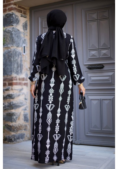 Hira Life Fashion Kadın Tesettür Geometrik Desen Önü Düğmeli Ve Bel Kuşaklı Viskon Elbise Siyah Siyah Hira Life Fashion Kadın Tesettür Geometrik Desen Önü Düğmeli Ve Bel Kuşaklı Viskon Elbise Siyah Siyah
