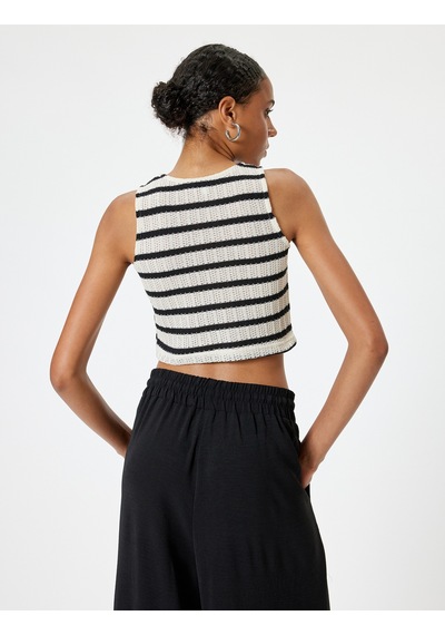Koton Kolsuz Atlet Slim Fit Dokulu Bisiklet Yaka Ekru Çizgili 4sal30385ık Ekru