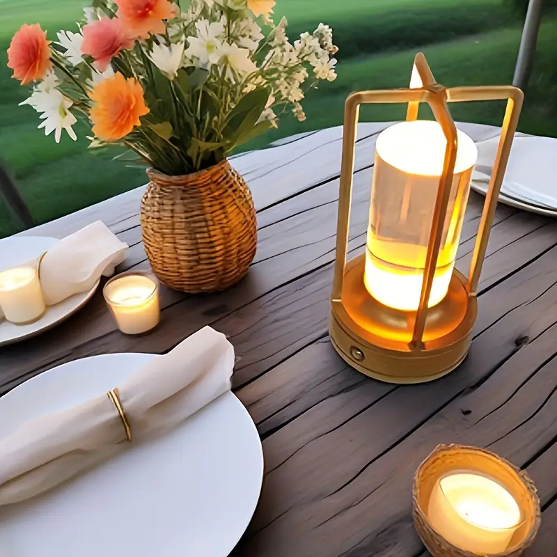 Usb Şarjlı Dokunmatik Kademesiz Led Gece Lambası Masa Lambası 3ışık Modu Dekoratif Ev Kafe Restoran Altın