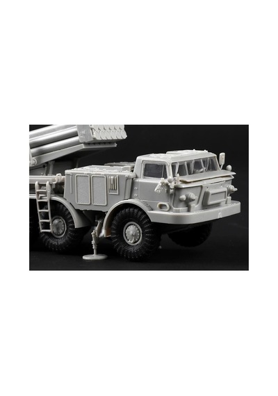 1/72 Rus 9p140 Kamyon Ve 9k57 Uragan Çoklu Füze Sistemi Maketi, Trumpeter 07180