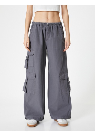 Koton Oversize Paraşüt Pantolon Düşük Bel Geniş Paça Kargo Cepli Pamuklu Antrasit 4sal40029mw Antrasit Koton Oversize Paraşüt Pantolon Düşük Bel Geniş Paça Kargo Cepli Pamuklu Antrasit 4sal40029mw Antrasit