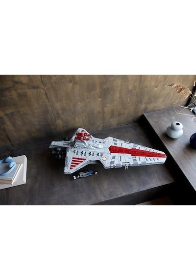 LEGO 75367 Venator Sınıfı Cumhuriyet Saldırı Kruvazörü
