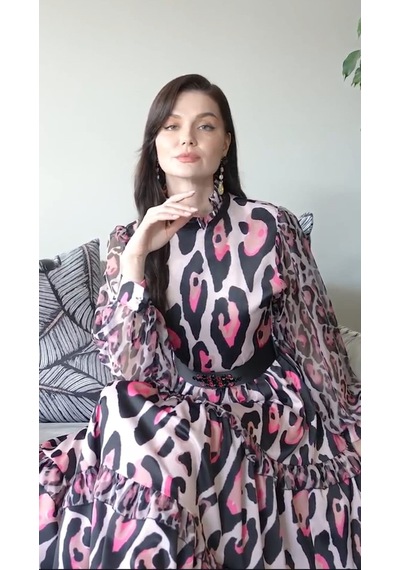Serpil Exclusive Kadın Leopar Desenli Şifon Elbise Uzun Kollu, Yüksek Yaka, Kuşaklı Bel Detaylı, Modern Kalıp Siyah-bej Serpil Exclusive Kadın Leopar Desenli Şifon Elbise Uzun Kollu, Yüksek Yaka, Kuşaklı Bel Detaylı, Modern Kalıp Siyah-bej