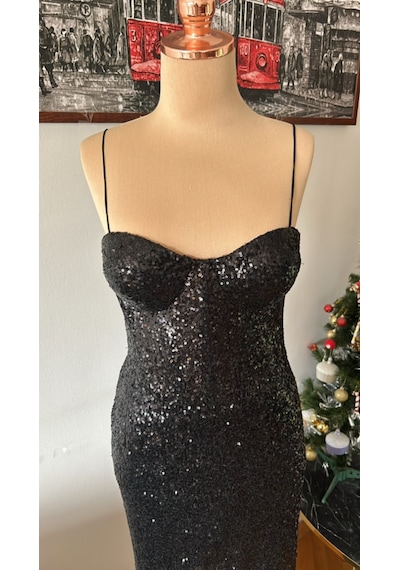 Chica Rosa Fashion Siyah Pullu Askılı Midi Elbise