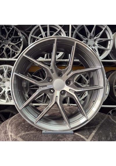 19 İnç 5x112 Mercedes E200 Gun Metal Elmas Kesim Jant Modeli