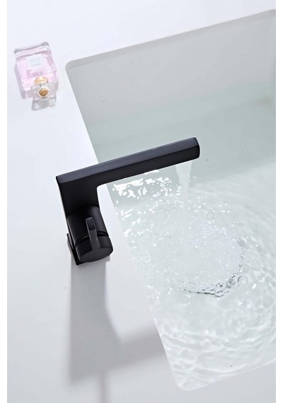 Sera Kısa Lavabo Bataryası Mat Sıyah Mat Siyah