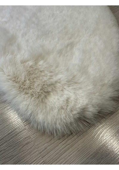 Aries Home Tavşan Tüyü Beyaz Yumuşak Makinada Yıkanabilir Kaymaz Ve Toplanmaz Süet Taban Post Halı