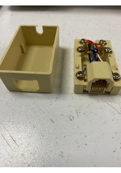 6P6C Tekli Telefon Kutusu