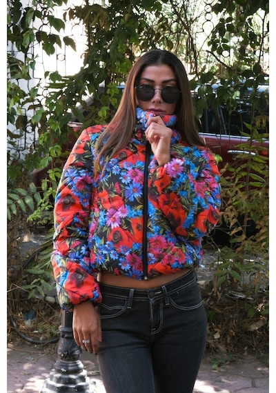 Keyifli Moda Kadın Mavi Dik Yaka Çiçekli Kısa Şişme Mont - 40 Mavi