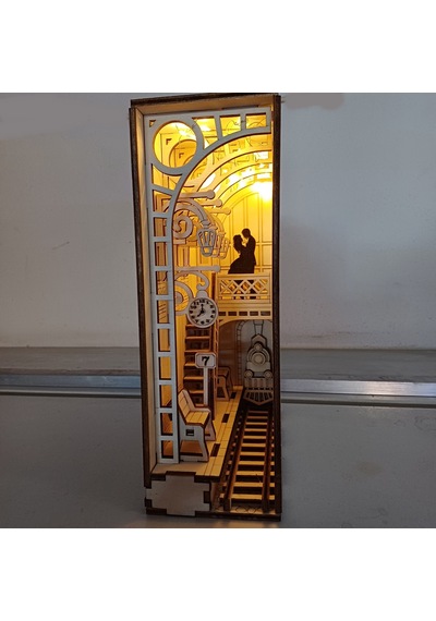 Book Nook Tren İstasyonu Kitap Tutucu Dıy Kendin Yap