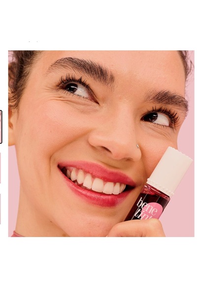 Benefit Cosmetics Likit Renklendirici Allık Ve Ruj Diğer