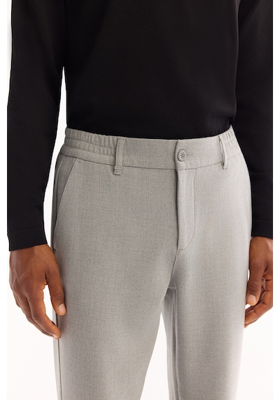 Avva Erkek Açık Gri Yanı Lastikli Kolay Ütülenen Slim Fit Pantolon A52y3040