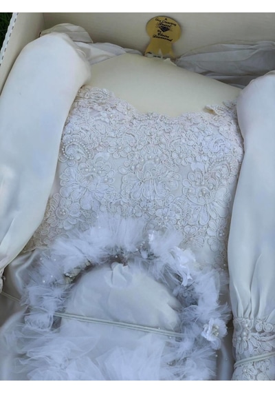 Claire Diamond Vintage Nakış İşlemeli Gelinlik Beyaz