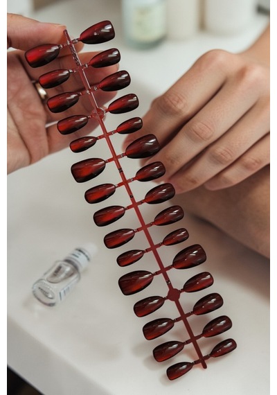 Kısa Badem Bordo Kedi Gözü Xsmall Beden 10 Adet Takma Tırnak Seti - My06 Bordo Korean Cat Eye Kısa Badem Bordo Kedi Gözü Xsmall Beden 10 Adet Takma Tırnak Seti - My06 Bordo Korean Cat Eye