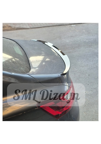 Renault Megane 4 Sedan Uyumlu Yarasa Spoiler - Parlak Siyah Piano Black Batman Tarzı Bagaj Üstü Plastik