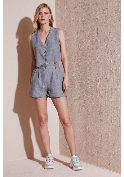 Lela Flamlı Regular Fit V Yaka Yelekli Şortlu Bayan Takım 67045802S4 Gri