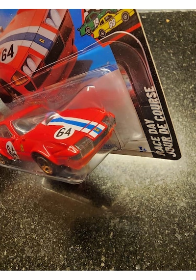 Hot Wheels 1/64 Ferrari 365 Gtb4 Competizione