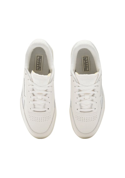 Reebok Club C Double Revenge Kırık Beyaz Kadın Sneaker 000000000101926521 Beyaz-kırık Beyaz Çok Renkli Reebok Club C Double Revenge Kırık Beyaz Kadın Sneaker 000000000101926521 Beyaz-kırık Beyaz Çok Renkli