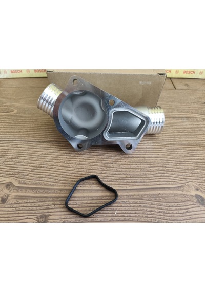 Bmw E34 E36 M50 Termostat Kapağı Tayvan 11531722531