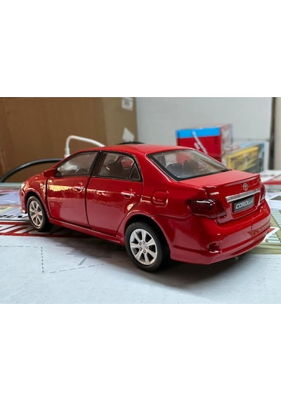 Oyuncak Metal Model Araba 1/36 Çek Bırak 2009 Toyota Corolla Kırmızı