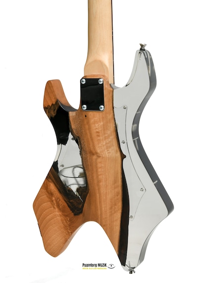 Elektro Gitar X Kasa Custom Epoksi & Yıllanmış Ağaç Kişiye Özel Yıllanmış Ceviz Şeffaf
