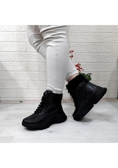 M.p 1408 Siyah Kaymaz Taban 18cm Kısa Bayan Bot 001