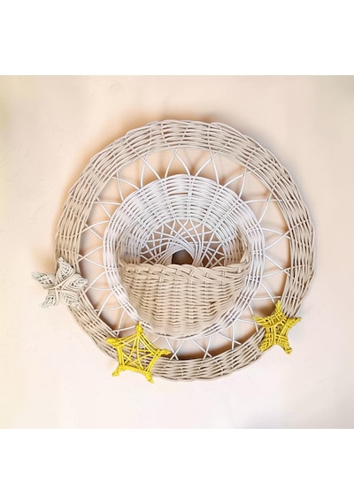 Rattan El Örgüsü Yıldızlı Duvar Sepeti Ve Çiçeklik - Duvar Süsü Ürün Çap: 40 Cm Sepet Haznesi Derinlik:11 Cm / Genişlik::17 Cm Rattan El Örgüsü Yıldızlı Duvar Sepeti Ve Çiçeklik - Duvar Süsü Ürün Çap: 40 Cm Sepet Haznesi Derinlik:11 Cm / Genişlik::17 Cm