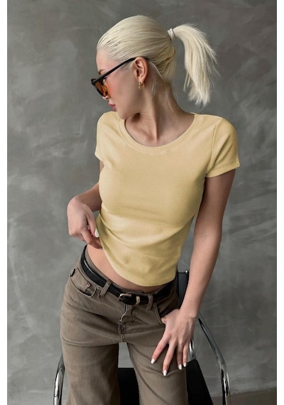 Sarı Geniş Yaka Fittili Basic Kadın T-shirt Mg2293 Sarı